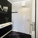 Апартаменти Livin Santocka