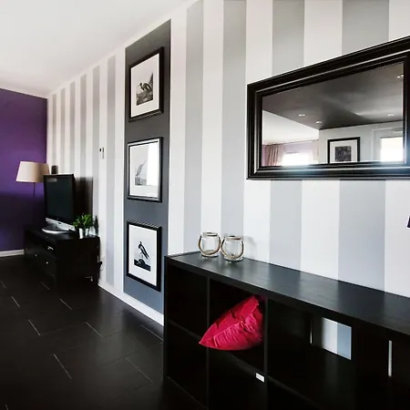 Apartamento Livin Santocka Estetino