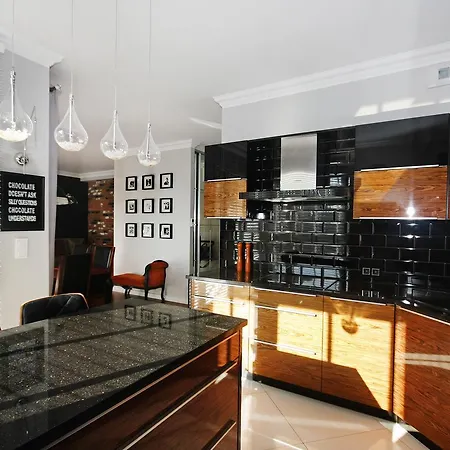 Апартаменти Livin Santocka