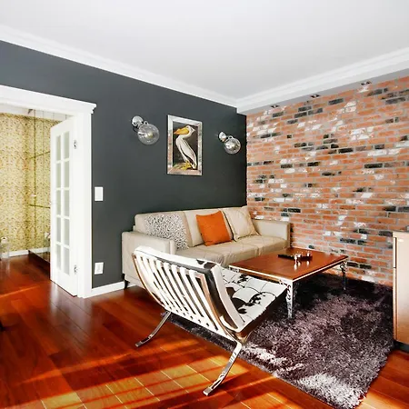 Livin Santocka Апартаменти *